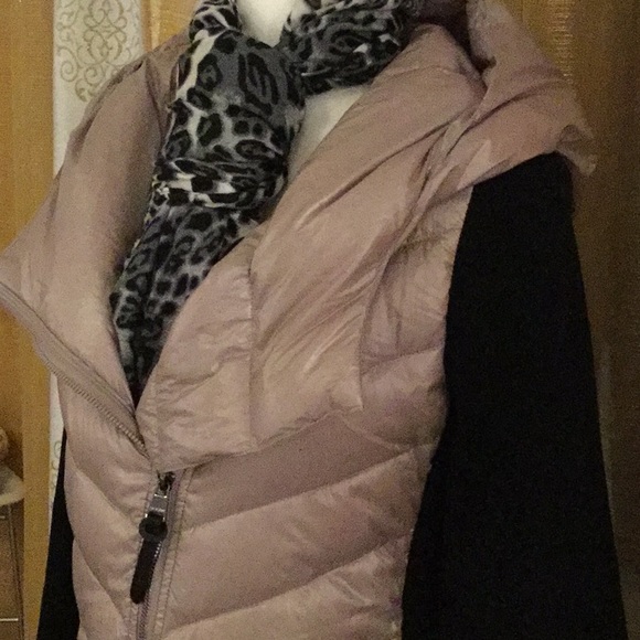 Calvin Klein down jacket - Picture 3 of 5